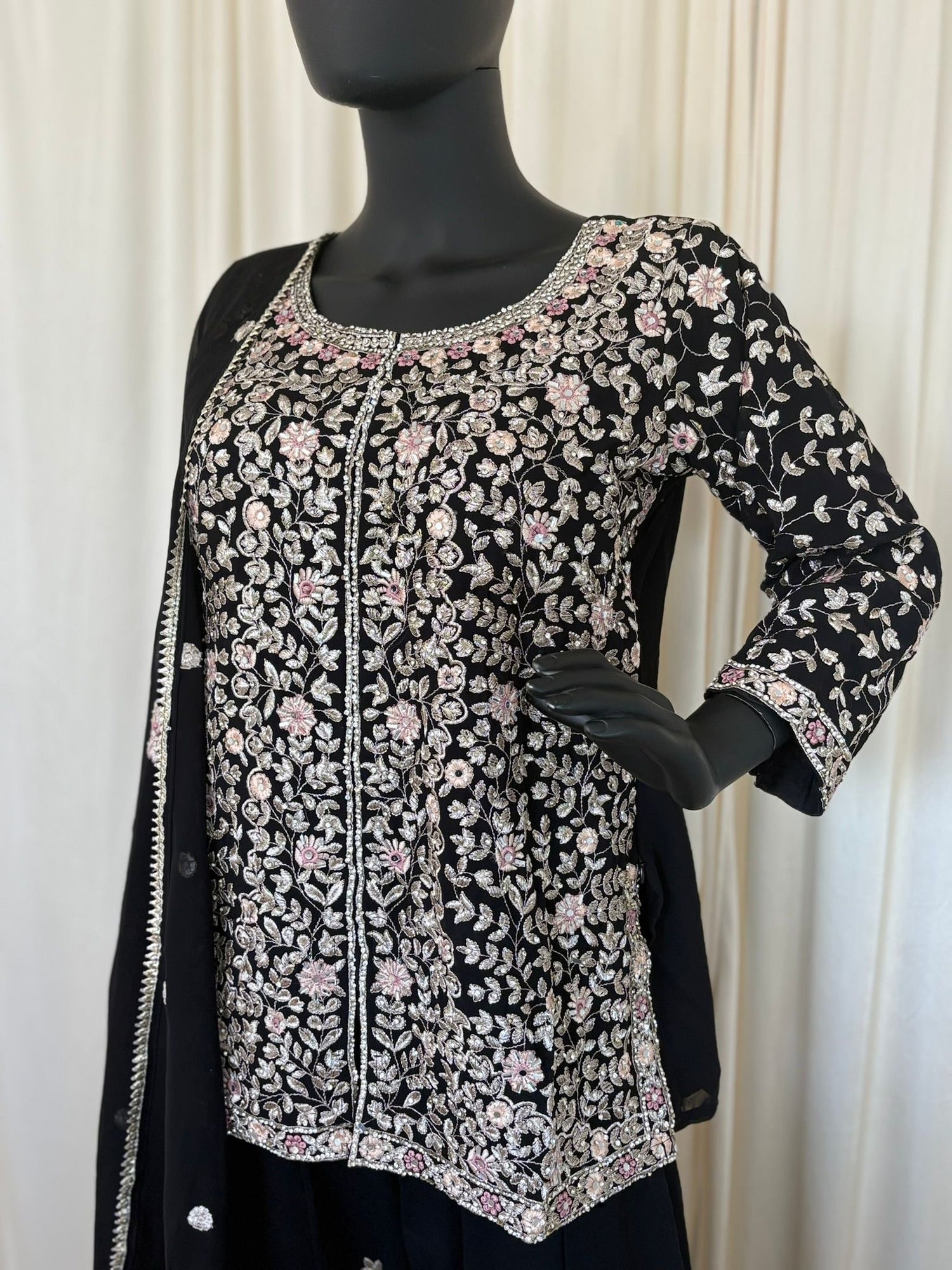 Salwar Suits